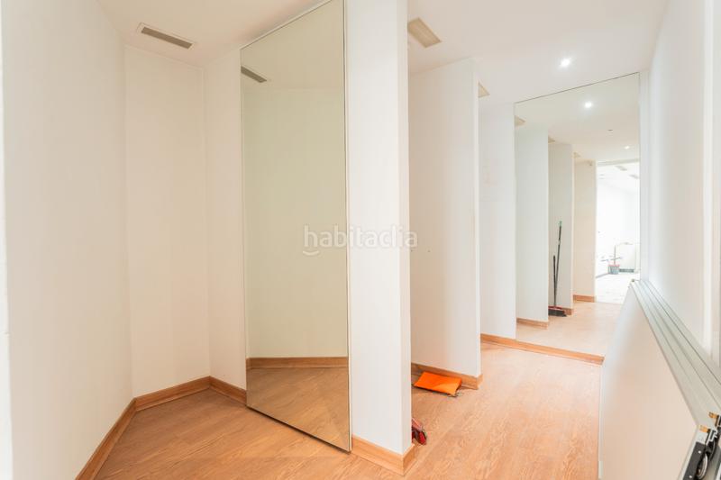 Foto d7d23713-f599-4bdb-a854-c20a868d1bd9. Location local commercial dans calle doctor gómez ulla 2 dans Almería