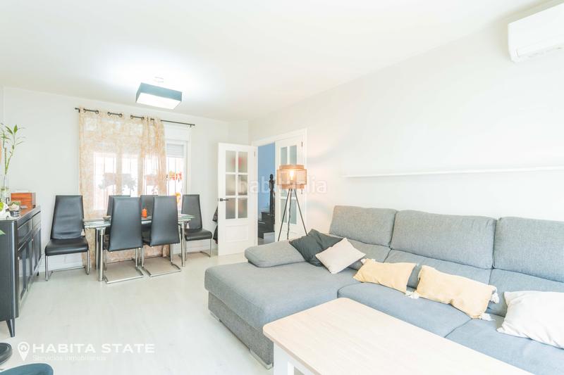 Foto f47f37dd-1cff-4152-a9d5-9ab074564014. Maison jumelée avec chauffage dans Huércal de Almería