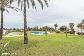 Appartement à Calle tenis 4. ¡descubre tu nuevo hogar en el toyo, almería!