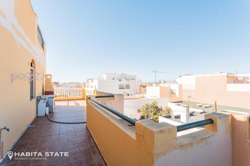 Foto cf75aa90-f139-49de-9d60-c3d13fe7ba68. Àtic a calle isla elobey 28 a Cabo de Gata