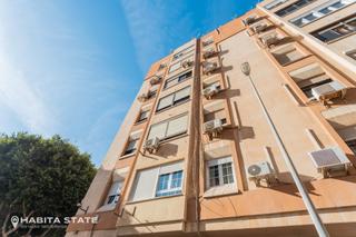 Appartement à Calle arenys de munt 1. **piso en venta en la avenida del mediterráneo - ideal para tu n