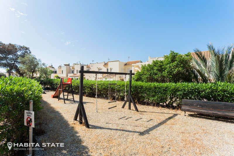 Foto af52a762-2d9a-43c2-9cb2-5cefca081481. Apartament amb piscina a Almerimar Ejido (El)