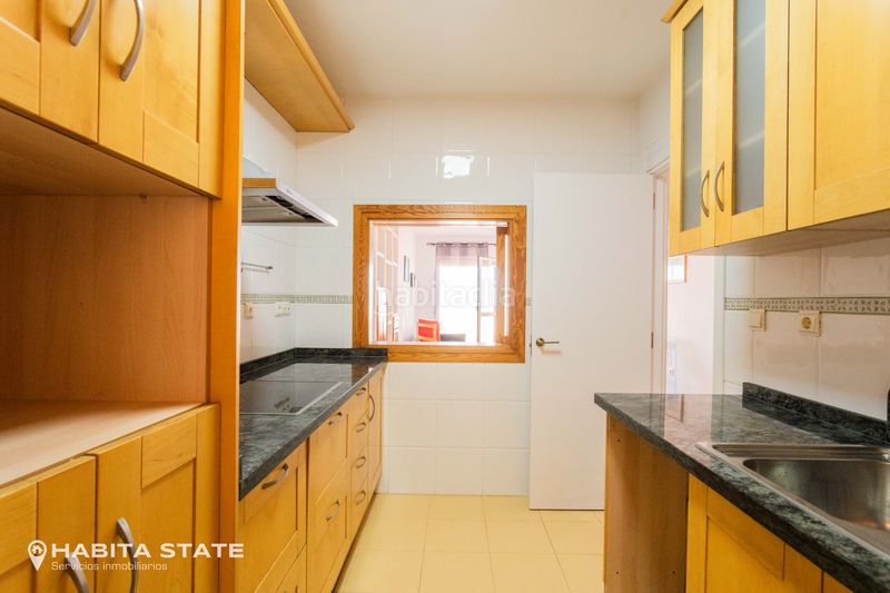 Foto b3e3670b-b581-42fc-8c0b-e6c8049eef8a. Apartament amb piscina a Almerimar Ejido (El)