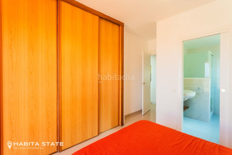 Foto f0f1eda9-9ea1-4b4f-8054-ba5d13562fb3. Apartament amb piscina a Almerimar Ejido (El)