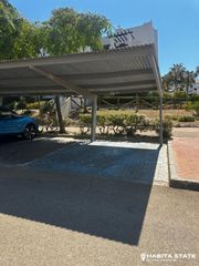 Aparcament cotxe a Avenida alcazaba 115. Plaza de garaje en venta - vera playa, pueblo salinas.