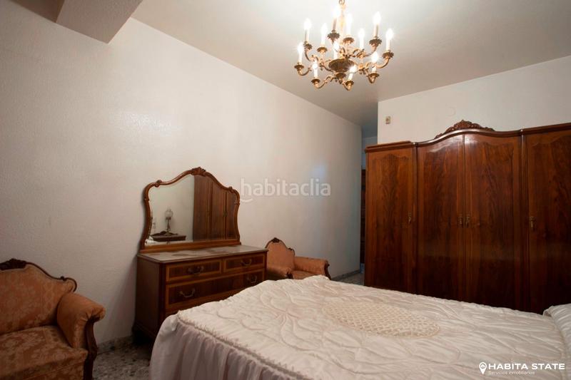 Foto fb18d7ea-234f-4bb6-8212-47a3be35fa32. Piso en Centro Almería