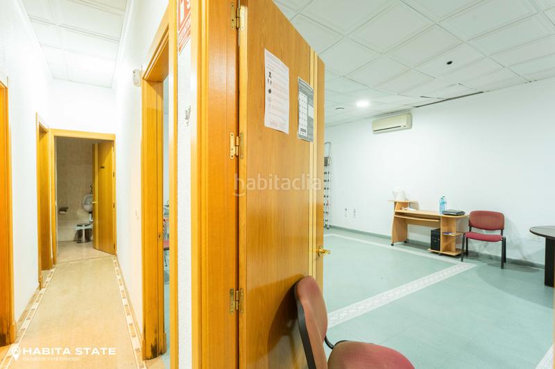 Foto 31da1053-4a3f-46fd-b96d-253906d3f842. Affitto locale commerciale in calle real 27 in Centro Almería