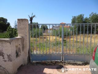 Terreno residenziale in Avenida de atenas 24. Se vende parcela urbanizable en zona residencial de bellavista.