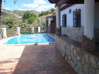 Masia a Cómpeta. Una hermosa y encantadora villa de 161 m2 en la campiña de cómpe