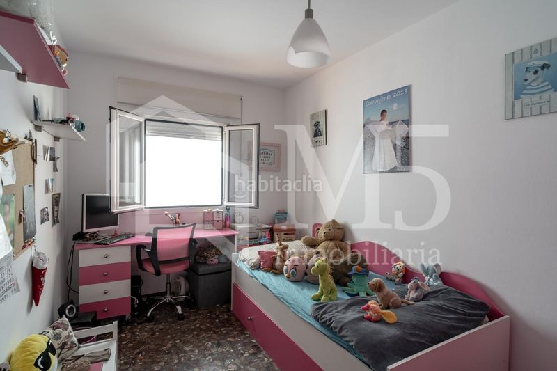 Foto 12854a80-a099-457e-bcd7-bb70efe09a93. Casa adossada amb aparcament a Hispanidad - Vivar Téllez Vélez - Málaga
