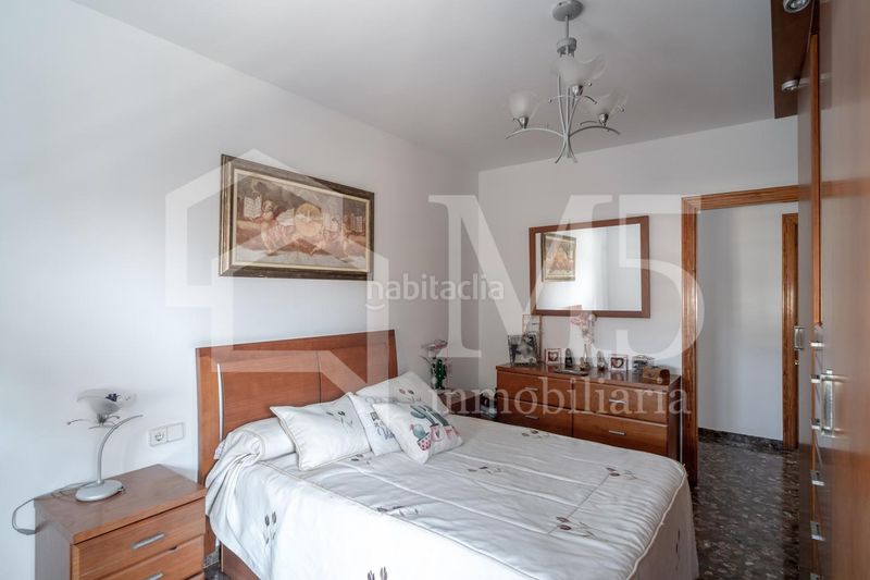Foto 1c88555b-7280-4bee-b80f-b300961c2b83. Casa adossada amb aparcament a Hispanidad - Vivar Téllez Vélez - Málaga