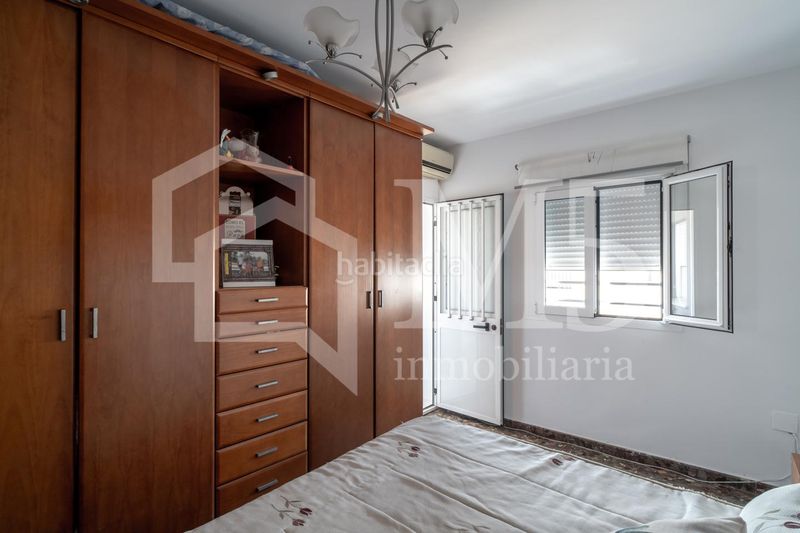 Foto d0eb2124-e9e7-409c-b3f0-70cabc68df1d. Casa adossada amb aparcament a Hispanidad - Vivar Téllez Vélez - Málaga