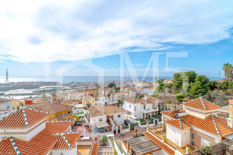 Foto 33b904c6-b645-4e84-9a41-88928e4d6e87. House with heating in Urbanización Santa Rosa Torrox