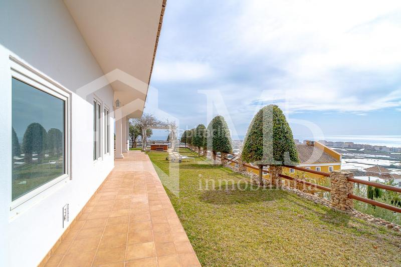 Foto 3c3e64ef-95d1-41f1-bb90-620ca81db3ce. House with heating in Urbanización Santa Rosa Torrox