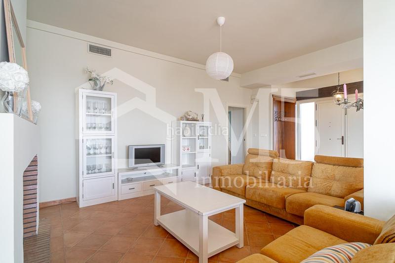 Foto 60593666-64a2-4c82-9927-cbcecaf37e53. House with heating in Urbanización Santa Rosa Torrox