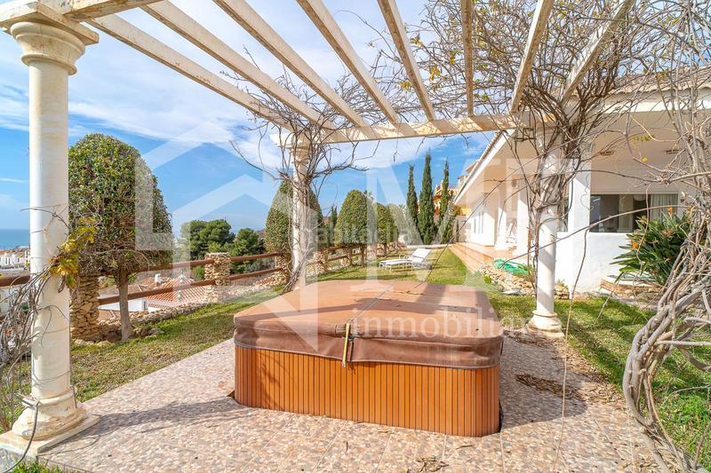 Foto 859bfdef-de33-4406-8fe7-d6770da885eb. House with heating in Urbanización Santa Rosa Torrox