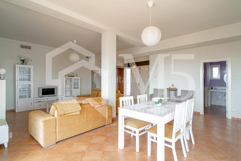 Foto d539add6-1bb1-42a3-803e-6756652bdb5f. House with heating in Urbanización Santa Rosa Torrox