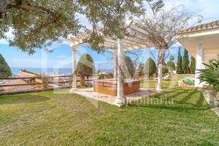 Casa a Urbanización Santa Rosa. Este chalet independiente se encuentra en torrox, málaga. es un