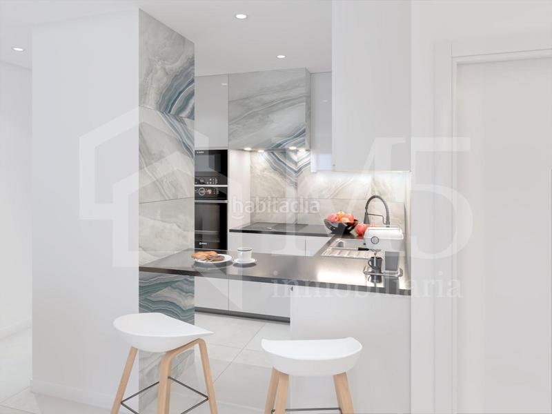 Foto e3951a58-e533-4ecb-ba45-c807cff86576. Appartamento con parcheggio piscina in Centro Torre del Mar