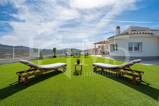 Casa a Viñuela. Exclusivo chalet independiente vanguardista de obra nueva en la