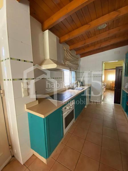 Foto 7c2a003d-c990-41bd-8d0f-e7014f9b212e. Casa  de pueblo en Centro Torre del Mar