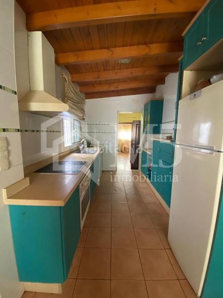 Foto d0dca547-db9b-463a-aad9-776f9fffe880. Casa  de pueblo en Centro Torre del Mar
