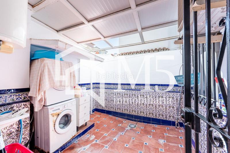 Foto 51336d79-92ff-4c83-aa7d-93743a46ecd1. Casa con parcheggio piscina in Paseo Marítimo de Levante Torre del Mar