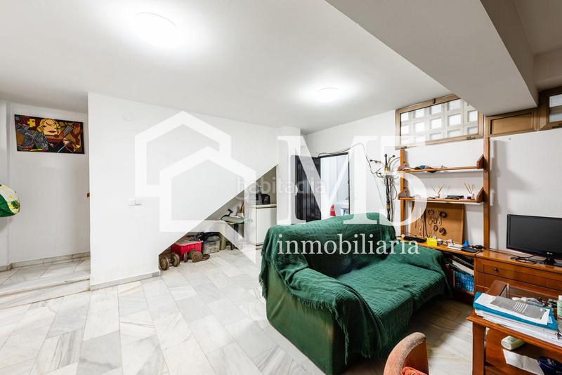 Foto 7c0fbf12-47f3-44b9-839d-f5b114283f77. Casa con parcheggio piscina in Paseo Marítimo de Levante Torre del Mar