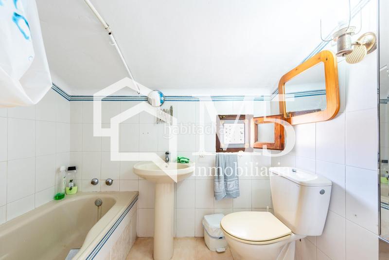 Foto fbd52e30-3f79-4485-a03b-d43cc63a7a57. Casa con parcheggio piscina in Paseo Marítimo de Levante Torre del Mar