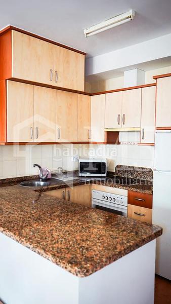 Foto 015bdf9d-a436-4c34-a0af-c39702a270c8. Location rez-de-chaussée dans Centro Torre del Mar