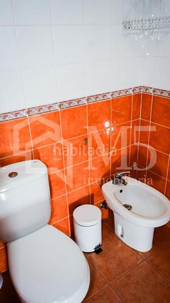 Foto 2bb7ce18-ffbf-4248-8f5f-152baa73ac65. Location rez-de-chaussée dans Centro Torre del Mar