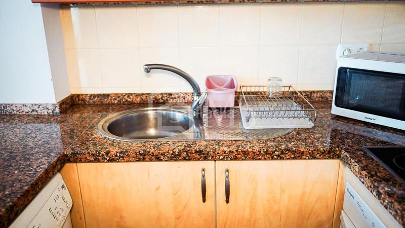 Foto ef5a8f41-3d22-49ff-9aac-5425c51fe3c9. Location rez-de-chaussée dans Centro Torre del Mar