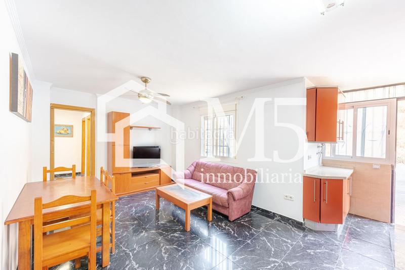 Foto cbf076e5-e315-437f-9aaa-66929838864a. Planta baixa a Caleta de Velez