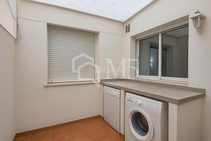 Foto 7905e258-a1b3-404a-bc46-153a3ef42a0e. Rez-de-chaussée avec parking piscine dans La Cala del Moral Rincón de la Victoria