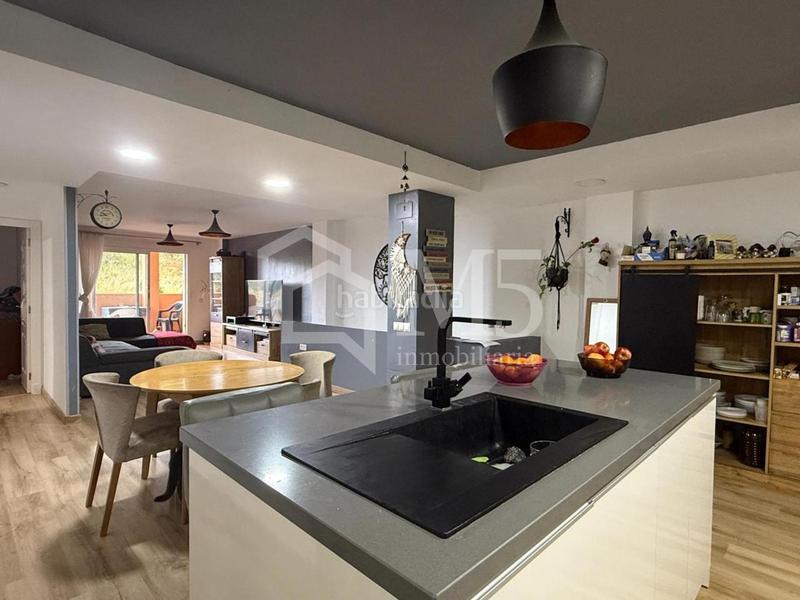 Foto 9c447254-4bb2-4f5e-97bd-c8e538449a2e. Rez-de-chaussée avec parking piscine dans La Cala del Moral Rincón de la Victoria