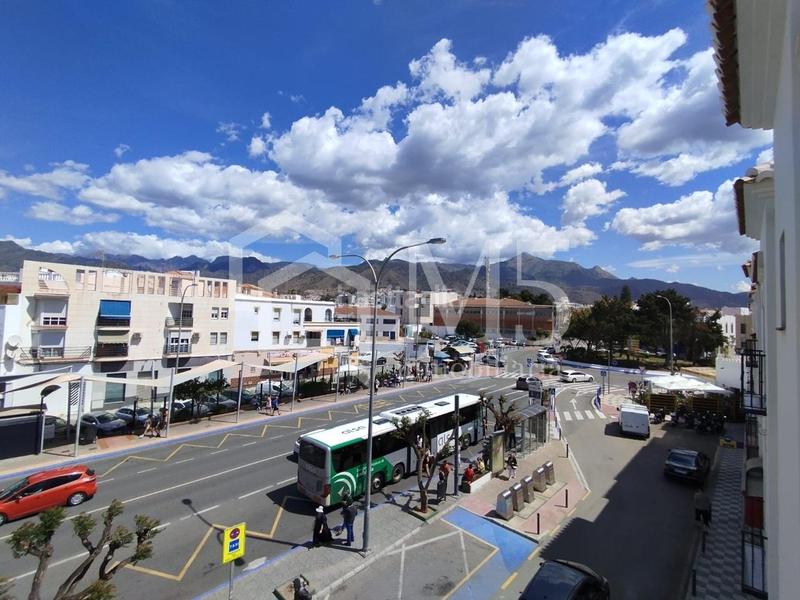 Foto c35b9244-a2c8-4f52-b6b4-a984d6728731. Location appartement dans Avda Pescia - Ctra de Frigiliana Nerja