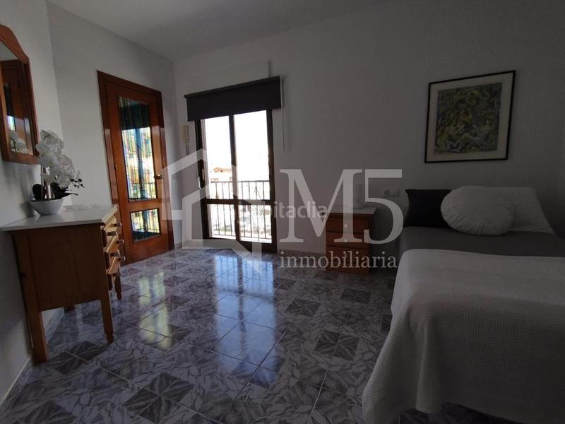 Foto d5bb1b53-dd79-43bd-9f87-b2e06f5080b2. Location appartement dans Avda Pescia - Ctra de Frigiliana Nerja