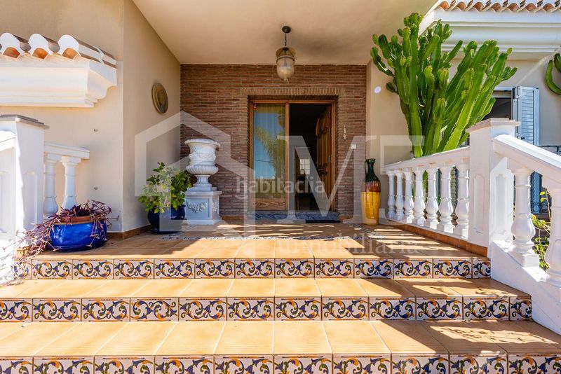 Foto 57c576ce-483a-43e7-a88e-fb96ce45dbba. Casa amb aparcament a Caleta de Velez