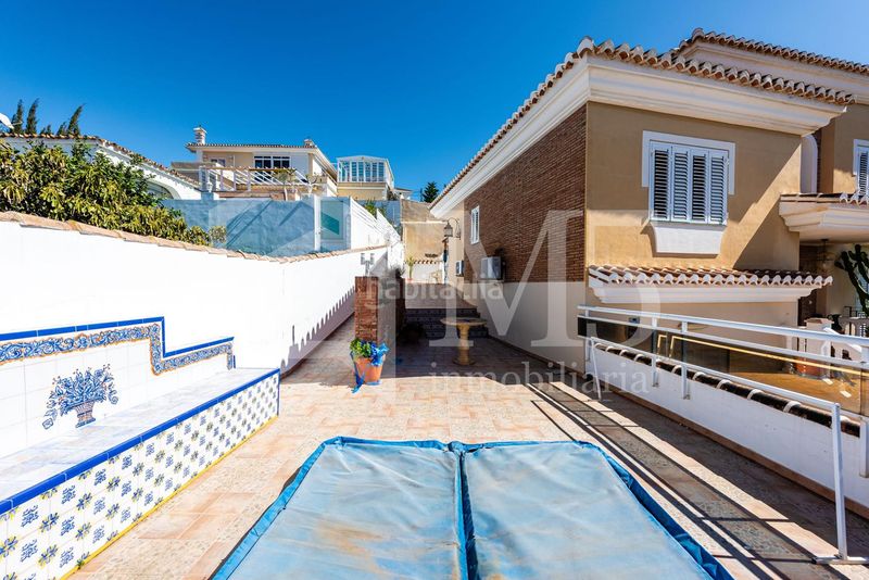 Foto e1e14bfa-4ba4-4b53-bcda-95ce40664a05. Casa amb aparcament a Caleta de Velez