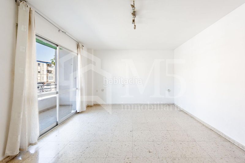 Foto ad2027f6-7944-48a2-ac1a-f19cb46eb030. Pis a Caleta de Velez