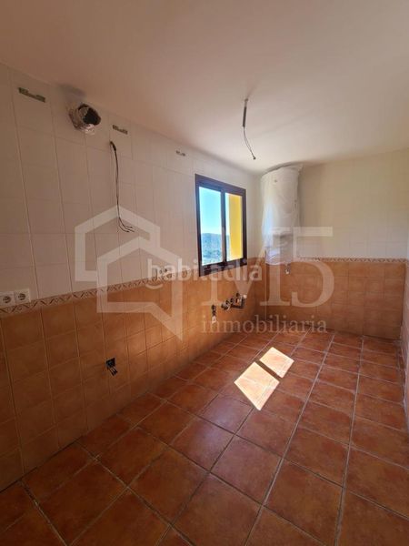 Foto 6b0d6f7c-86f4-4fa2-84a6-528fe12d4100. Planta baixa amb piscina a Alcaucín