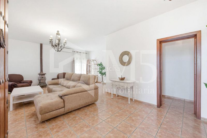 Foto f7c49007-37cf-4bae-a903-ff2f680046f8. Masia amb piscina a Camino Viejo de Málaga Vélez - Málaga