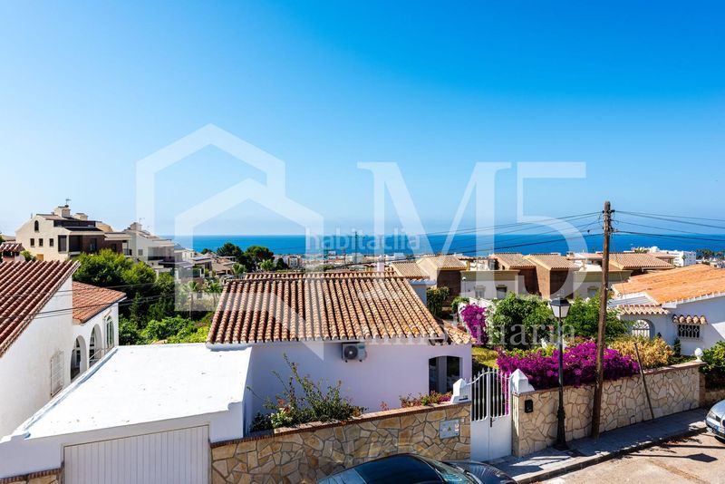 Foto 121239e8-cbd5-4dc6-84c0-21f90e11c0fe. Casa amb aparcament piscina a Caleta de Velez