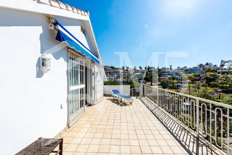 Foto 3d7f8c78-0028-454d-ac24-c8dccb9a705e. Casa amb aparcament piscina a Caleta de Velez
