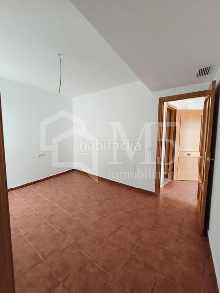 Foto eebdf0d7-2e58-4016-a55c-4bd5a2dc46ea. Pis a Alcaucín