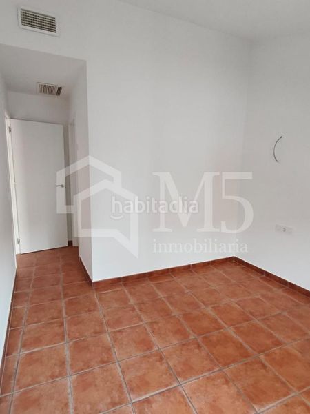 Foto de83232b-f032-45d3-a110-9f6385926329. Pis amb piscina a Alcaucín
