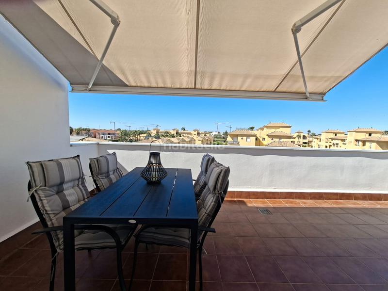 Foto 415b4afa-f25c-4a97-9869-d22a30abd676. Alquiler ático en avenida juan carlos i 10 en Costa Ballena - Largo norte Rota