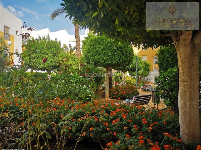 Foto b97dc543-d0d2-45f7-8e72-7bab08d9193a. Apartament amb aparcament a Costa Ballena - Largo norte Rota