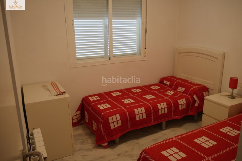 Foto 2324f1a7-ea8b-4820-bdf6-951fafcc2041. Casa a schiera con riscaldamento parcheggio piscina in Conil de la Frontera