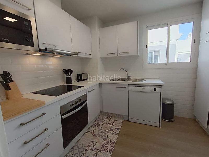 Foto 68de38b4-f062-4828-a494-9e3d451c5221. Apartament amb calefacció aparcament piscina a Las Tres Piedras - Costa Ballena Chipiona